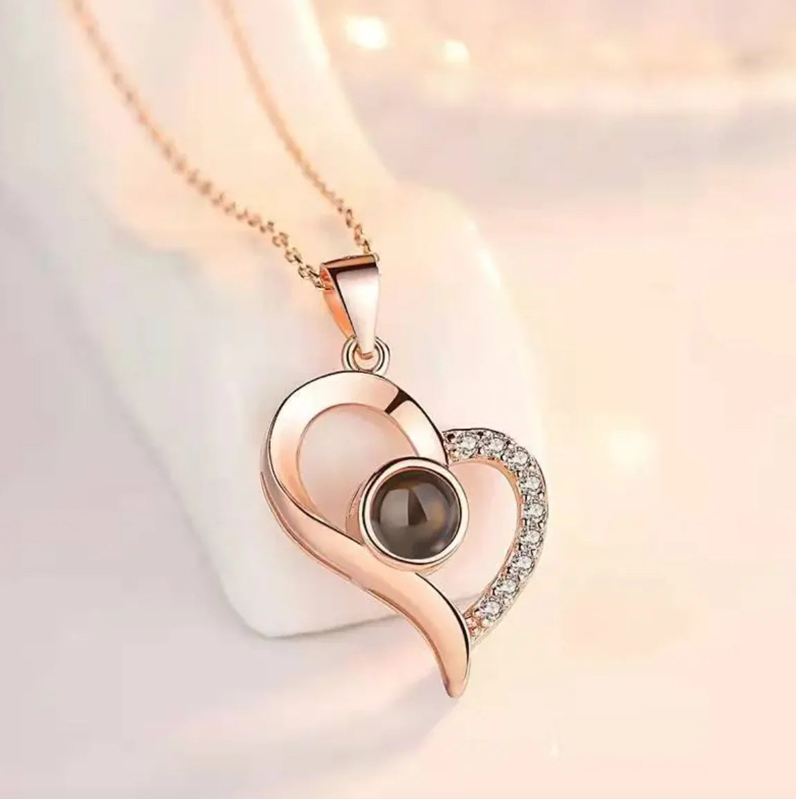 Collier dans Coffret Cadeau Rose Métallique